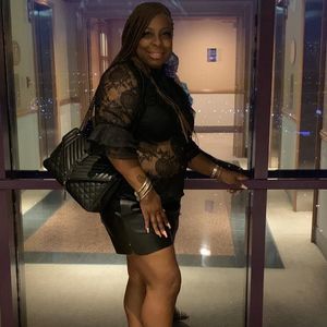 Meet your Posher, Angie